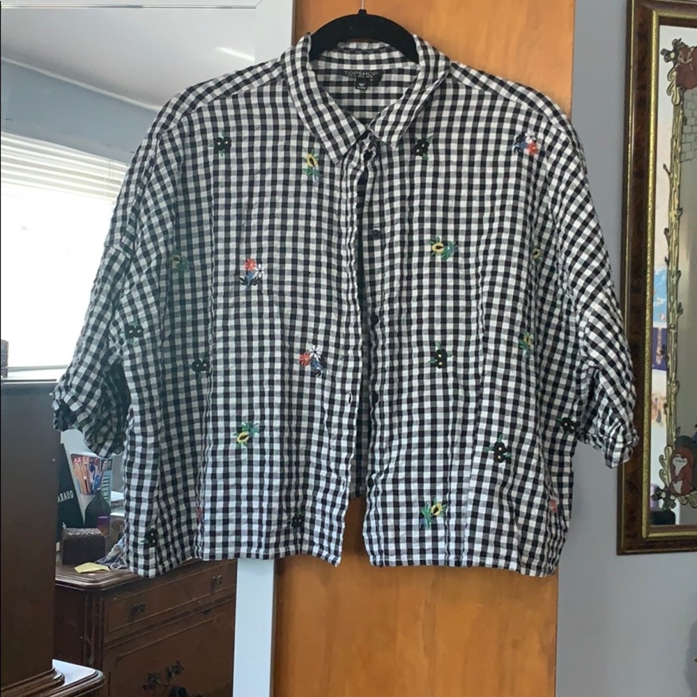 Topshop Cropped Checker Button Down w/ Flowers